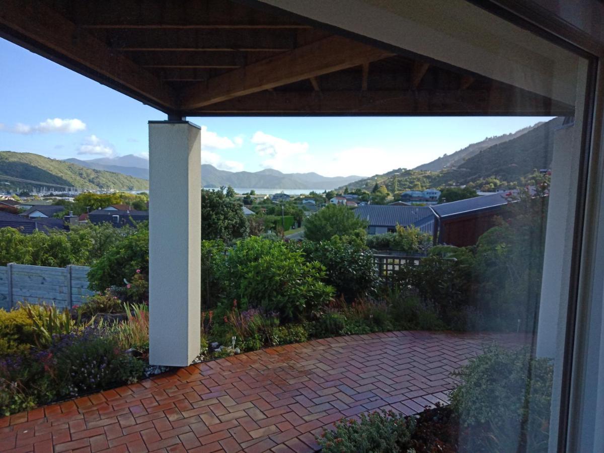 Moana View Bed & Breakfast Picton Exterior photo